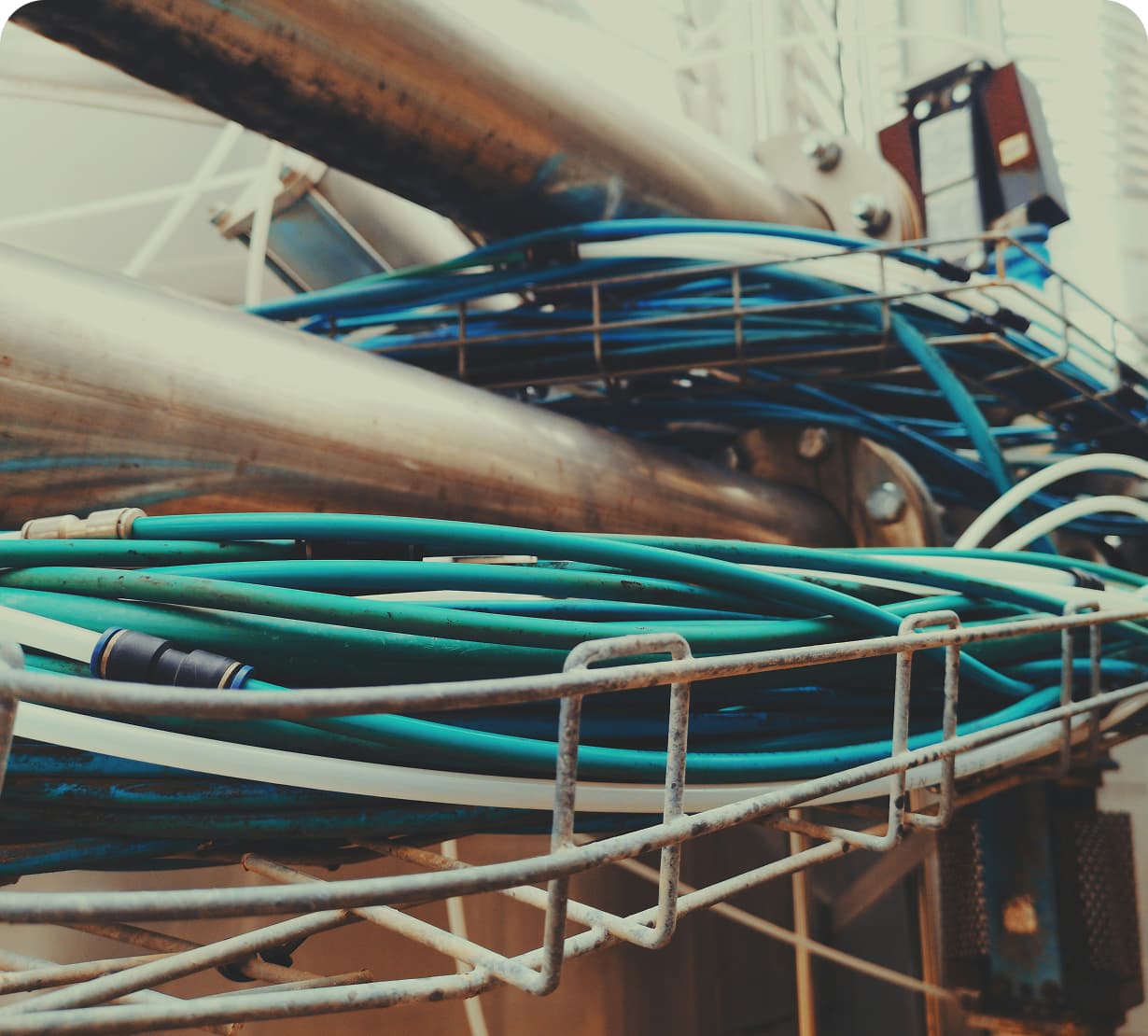 케이블 혼선 방지 DUCT 설계